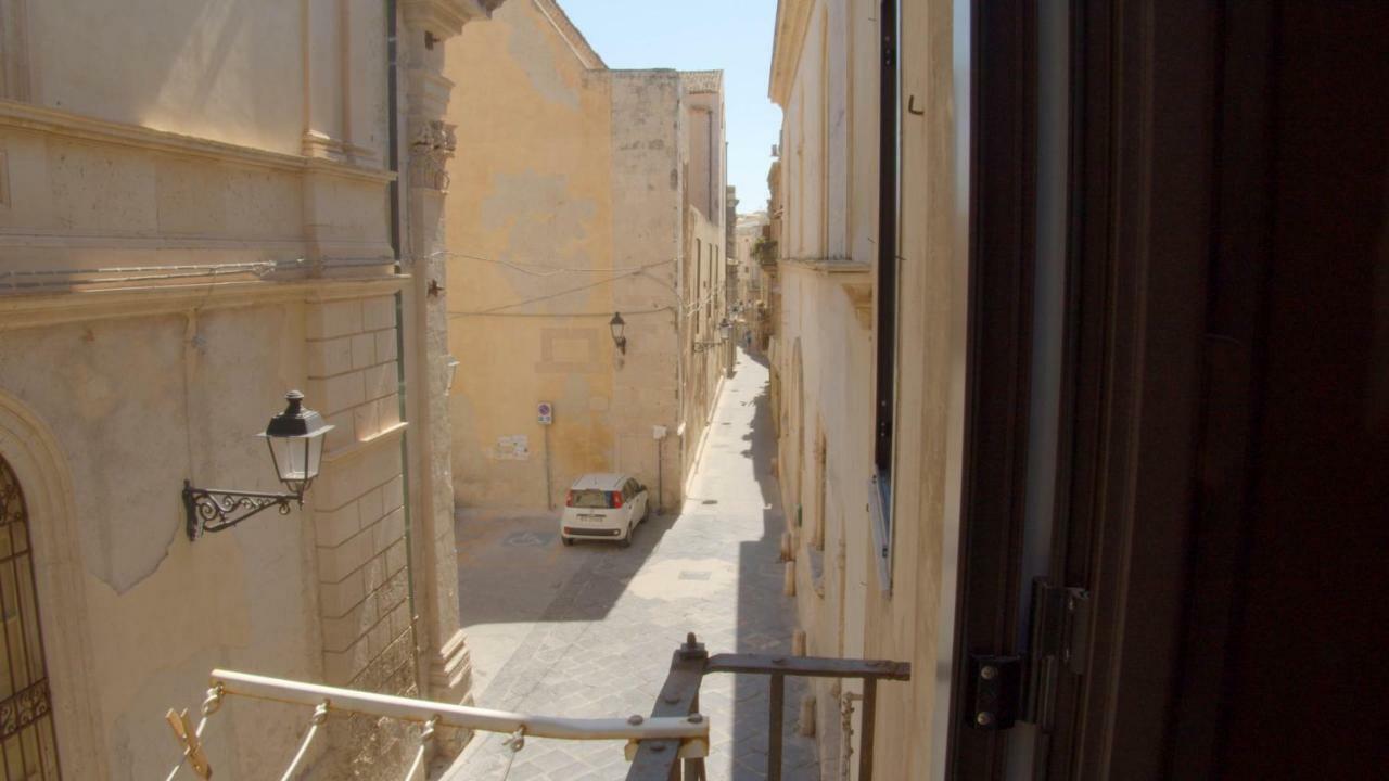 Ortigia Guest House Casa Flora Syracuse Eksteriør billede